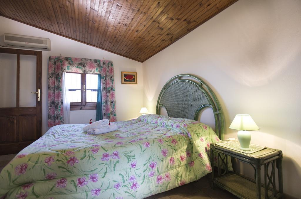 Istentales Alguer Habitación foto